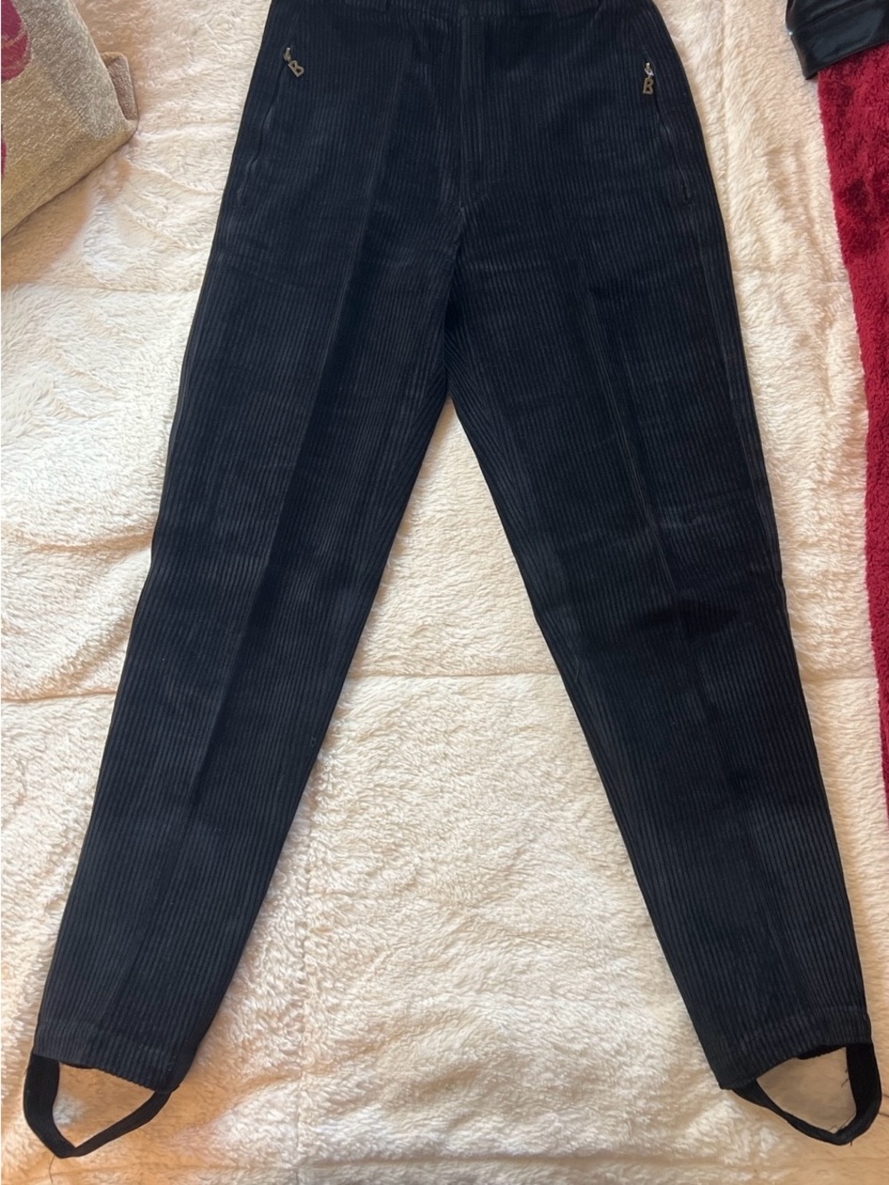 Authentic Vintage Bogner Black Corduroy Stirrup Ski Pants Gold Logo Size 6 USA